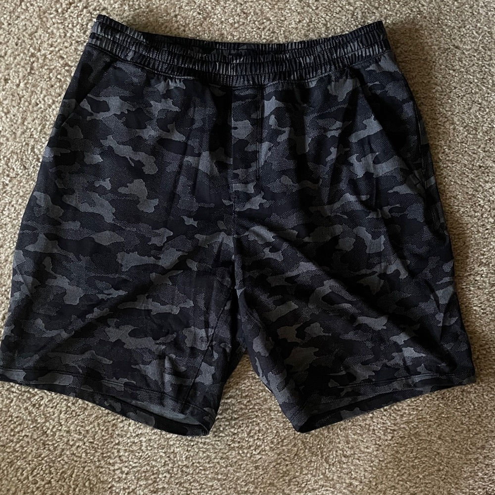 lululemon athletica Black Camo Men Shorts